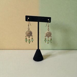 Chic Gold and Green Sunburst Earrings